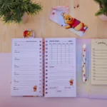 Arquivo Agenda e Caderno Slim Surpresa Pooh - Imagem 3