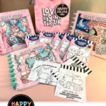 Happy Colors - Combo Love Is In The Air - Livro + Cards