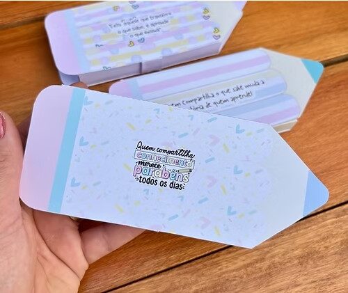 Caixa lápis kit kat