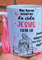 Arte Avulsa – Jesus tá lá 03 versões – Unisex, Feminina, Masculina (Dourada, Rosa, Azul)
