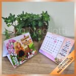 4 modelos de mini calendários de mesa meninas 2026 - Imagem 3