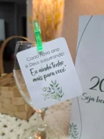 Menu + Tag | Cada novo ano é Deus sussurrando: Eu ainda tenho mais para você - Imagem 2