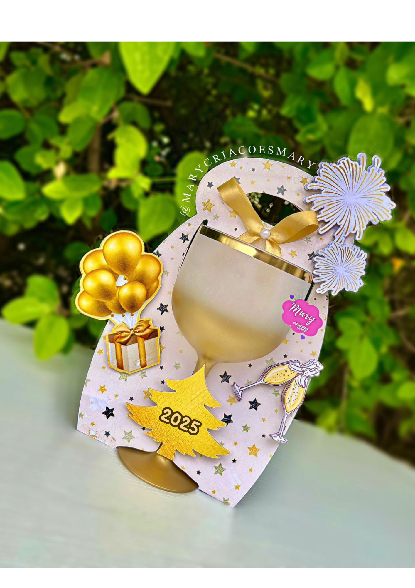 Réveillon - Caixa taça Gin Caixa taça Gin Ano Novo - Arquivo Digital - Imagem 1