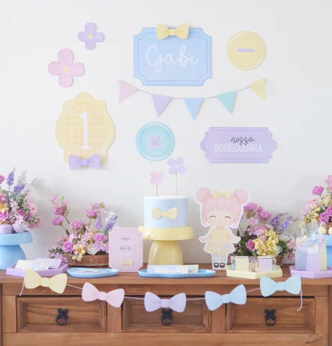 Bonequinha - Coletiva Festa Pronta