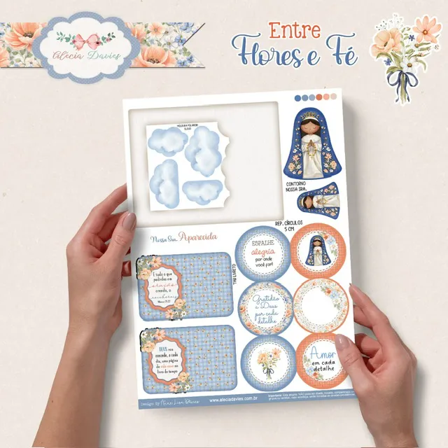 ARTE DIGITAL KIT ESTAMPAS ENTRE FLORES E FÉ - NOSSA SENHORA APARECIDA - Imagem 5